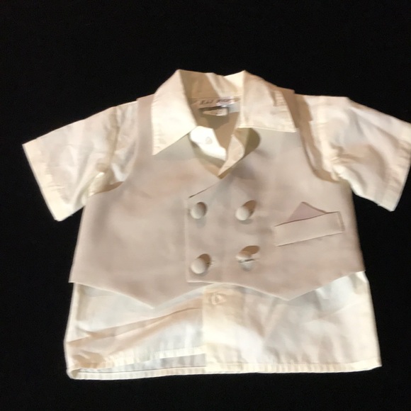 4 pieces Tan short set. - Picture 2 of 3